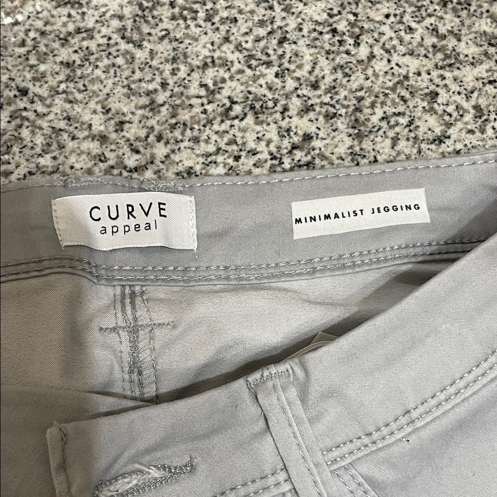 Curve Appeal Gray Minimalist Jegging